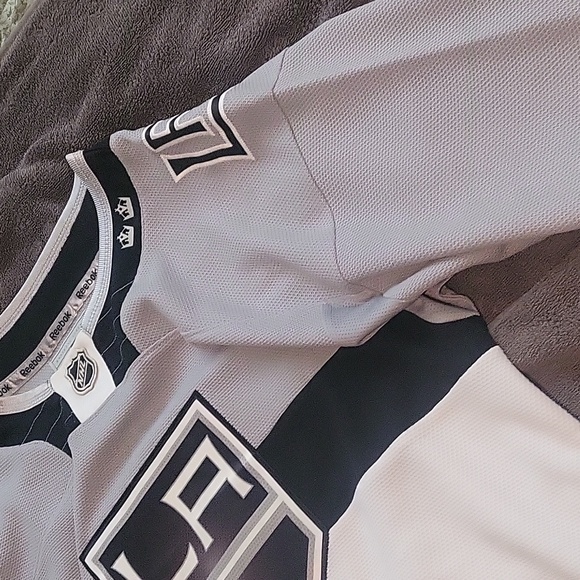 Reebok LA Kings Gray and Black Jersey - Picture 2 of 4